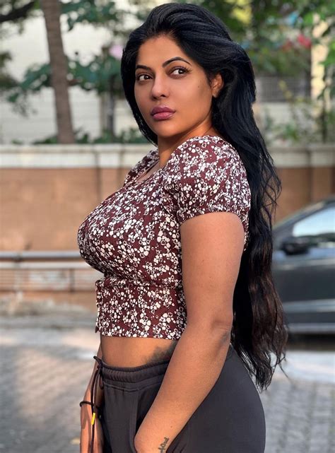 Big Tits Porn HD Videos .